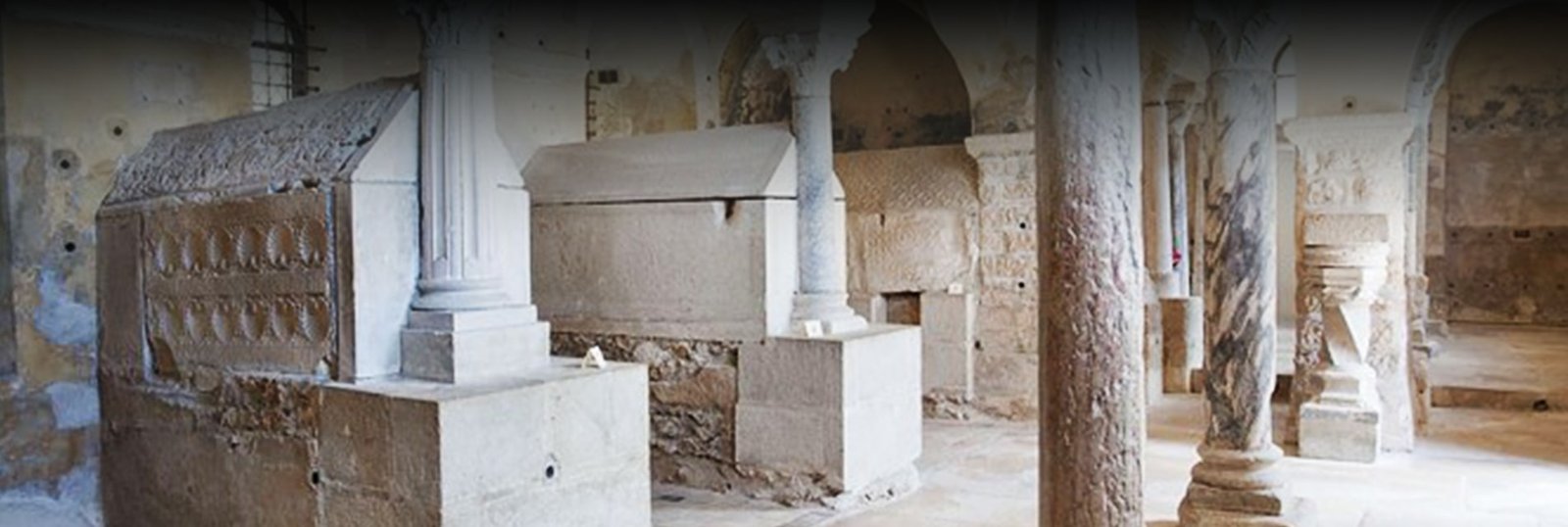 Cripta de la Abadia de Jouarre Header - Origenes de Europa