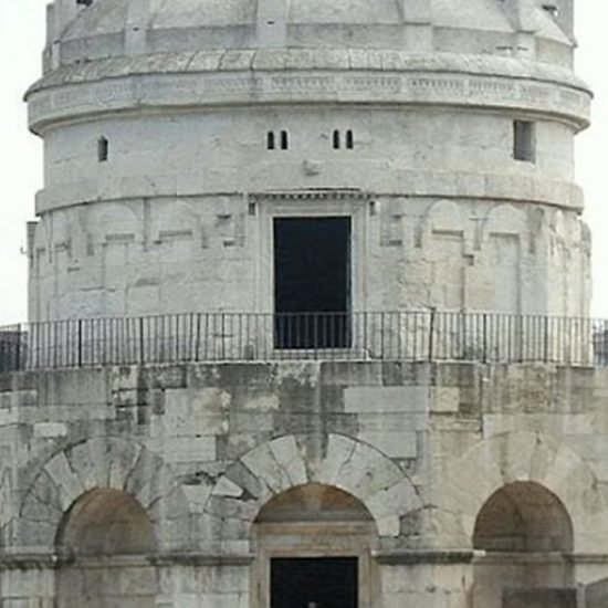 Mausoleo-de-Teodorico,-Orígenes-de-Europa