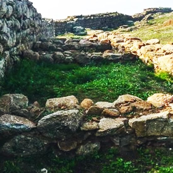 Asentamiento fortificado de Puig Rom ppal Origenes de Europa