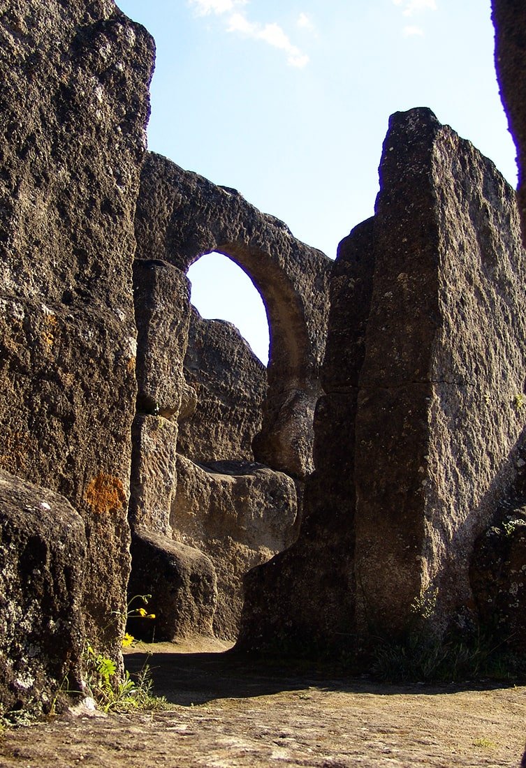 Iglesia-rupestre-de-Bobastro-Ppal-Orígenes-de-Europa