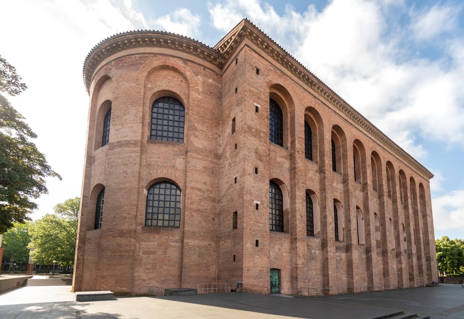 BASÍLICA (TREVERIS, ALEMANIA) | Imagen obtenida de Trier Tourismus and Marketing