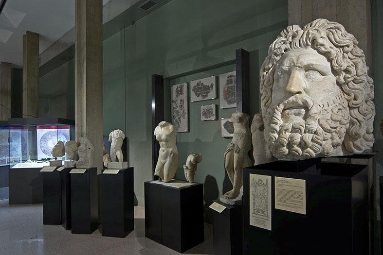 ÁREA DEL MUSEO ARQUEOLÓGICO (MILÁN, ITALIA) | Imagen obtenida de: https://www.museoarcheologicomilano.it/scopri-il-museo/percorsi-di-visita