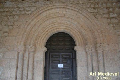 IGLESIA DE SAN MIGUEL DE SAN ESTEBAN DE GORMAZ (SAN ESTEBAN DE GORMAZ, SORIA) | PORTADA PRINCIPAL (SECTOR MERIDIONAL) | © ART MEDIEVAL 2006