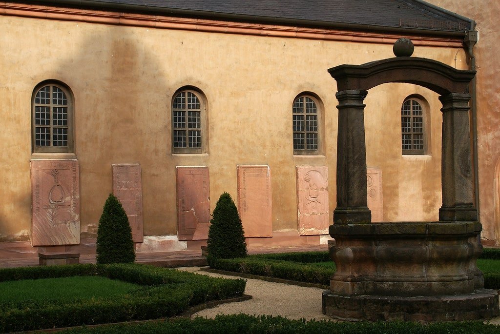 Benedictine Monastery of Seligenstadt - galleria 8