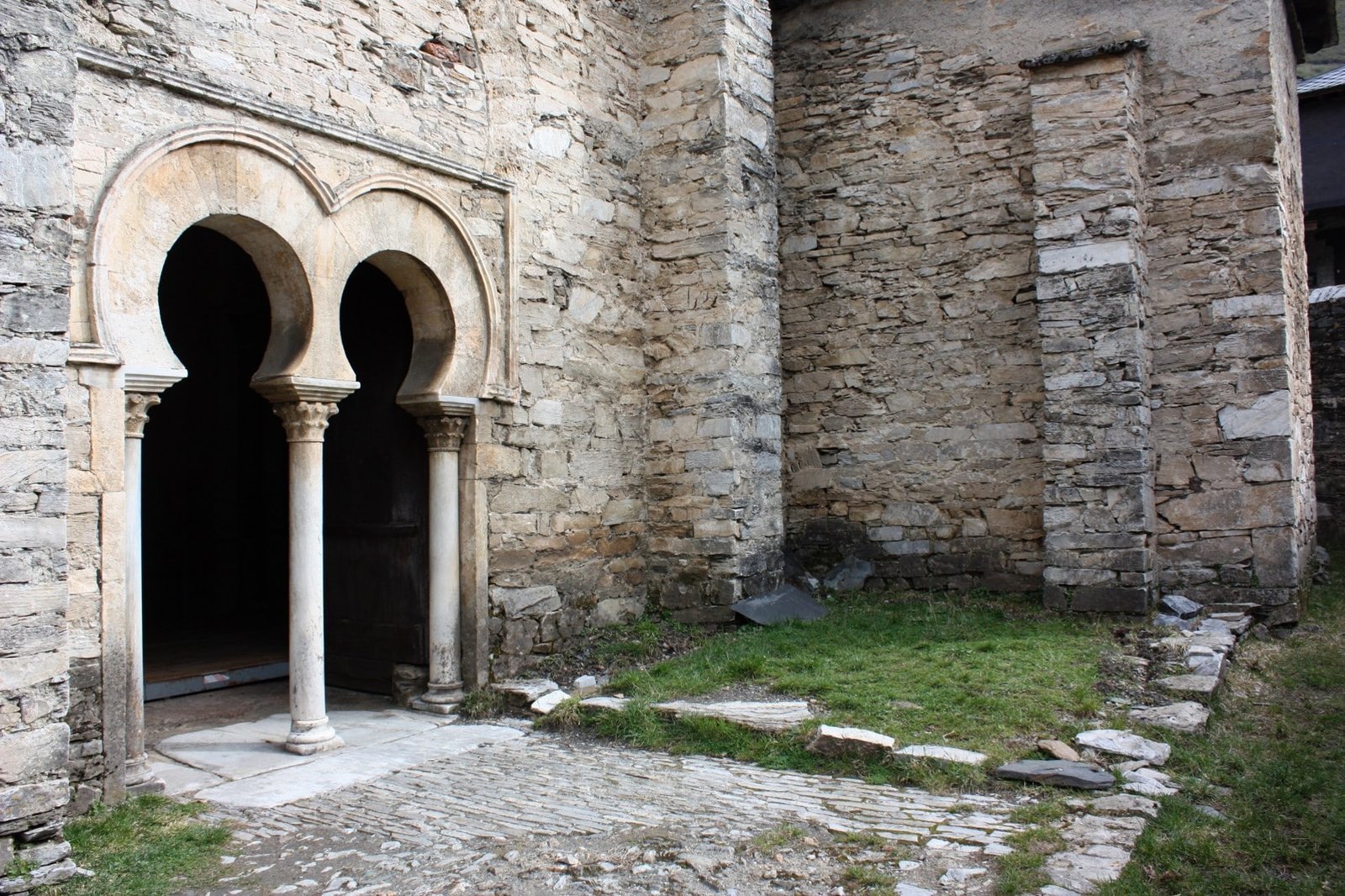 Santiago de Peñalba - galleria 3