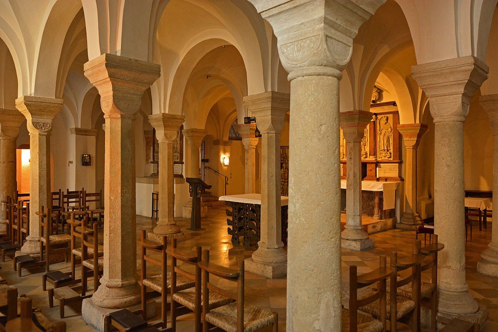 The Benedictine Abbey of St. Emmeram in Regensburg - galleria 14