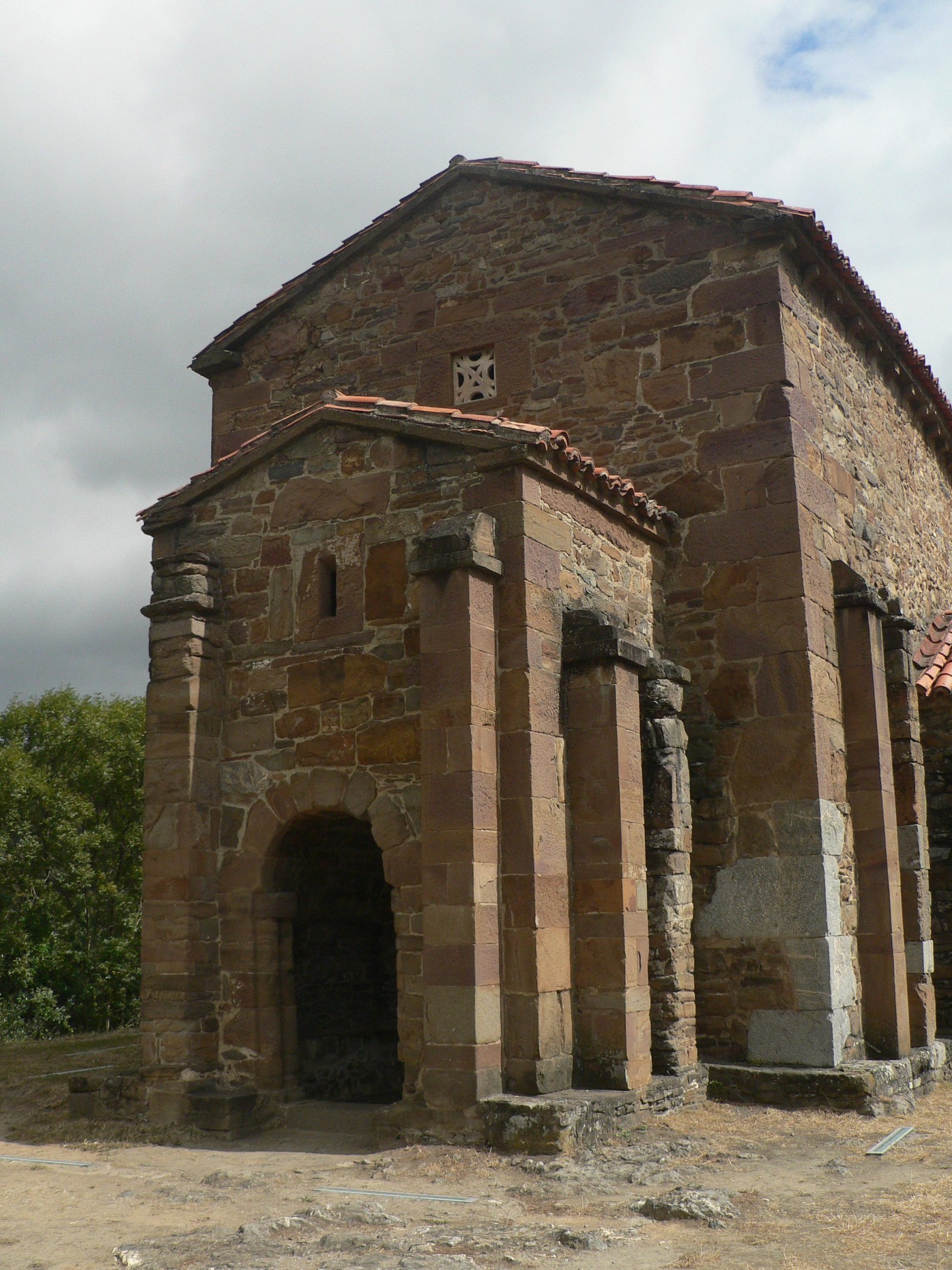 Santa Cristina de Lena - galleria 2
