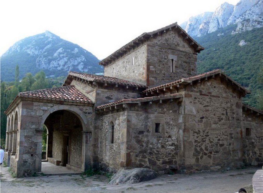 Santa María de Lebeña - galleria 1