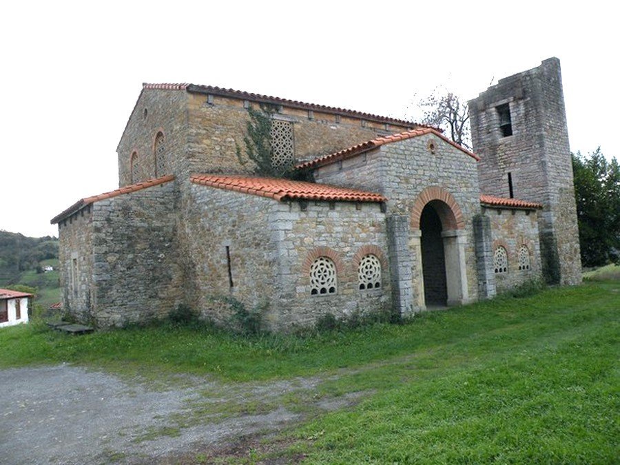 Santa Maria de Bendones - galleria 1