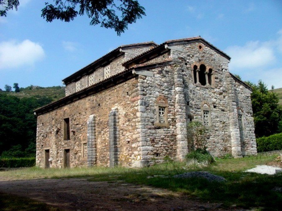 San Pedro de Nora - galleria 1